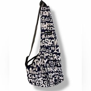 TAILUP Dog Sling Carrier – Hands Free Crossbody Pet Carrier | Medium